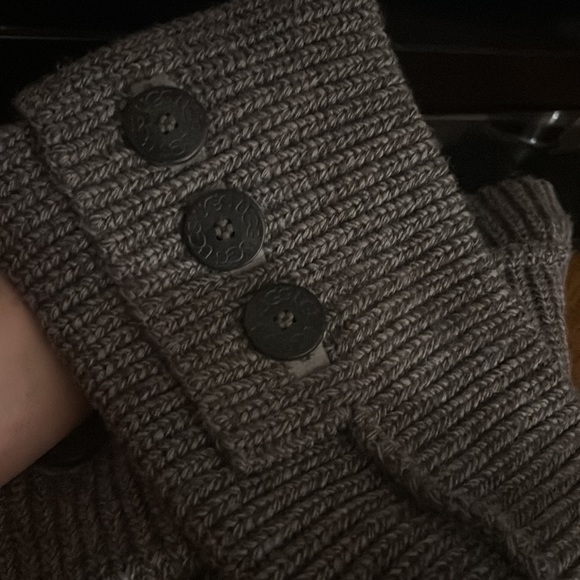 UGG boots! I think they are called Classic Cardis - Picture 2 of 5